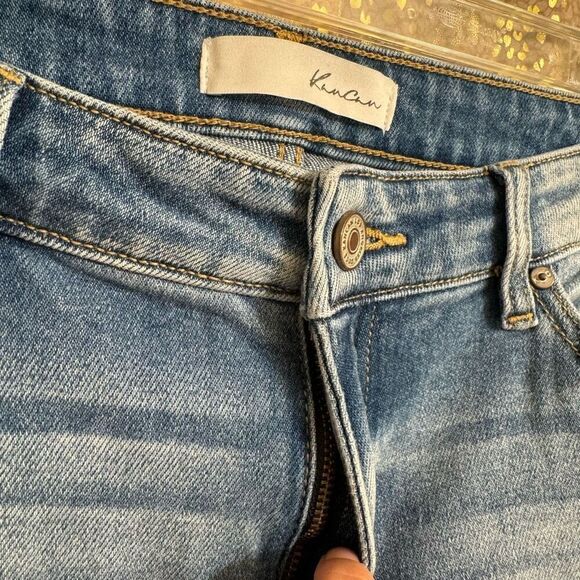 KanCan Mid Rise Skinny Ankle Reverse Hem Light Wash Jeans 15/31 - Picture 5 of 12